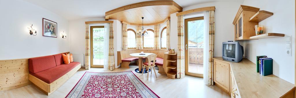 Appartements Michaela Neustift im Stubaital Eksteriør billede