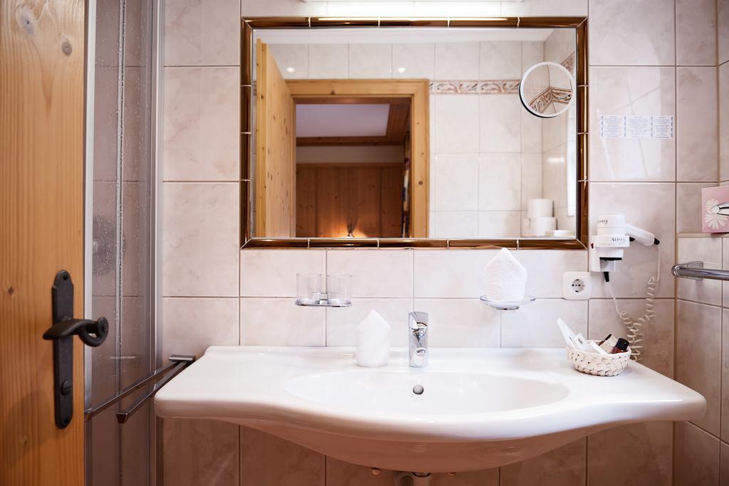 Appartements Michaela Neustift im Stubaital Eksteriør billede